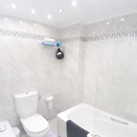 Apartamento Spacious Flat In - Boliches Fuengirola